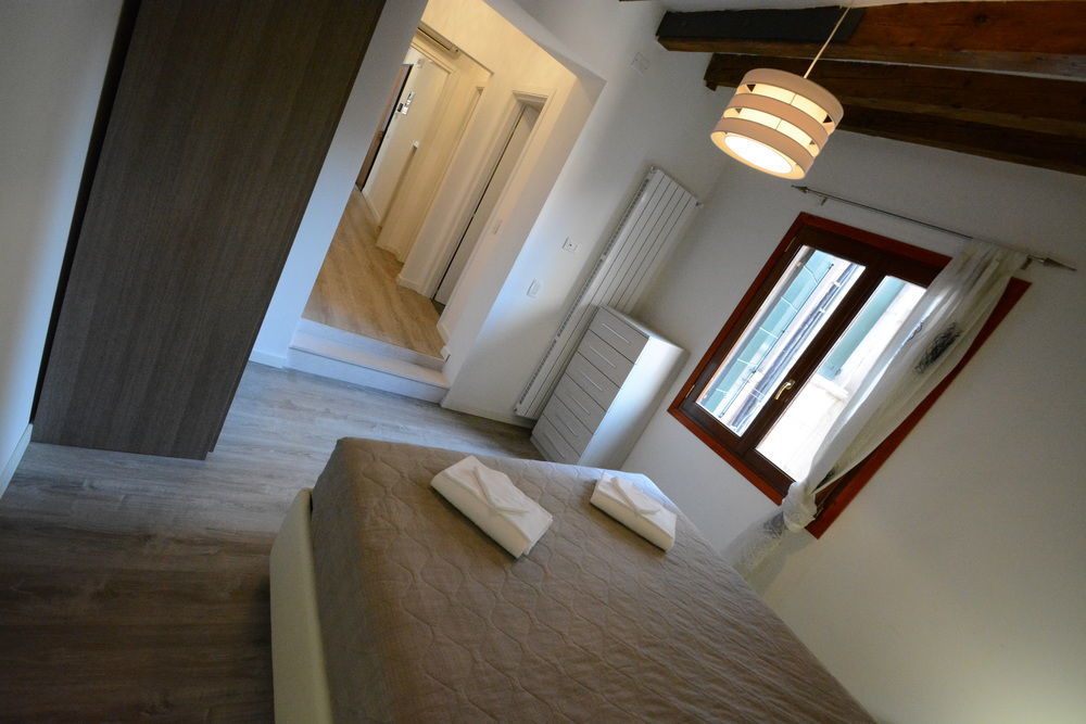 Ve.N.I.Ce. Cera Ca' De La Mandola Apartment Венеция Екстериор снимка